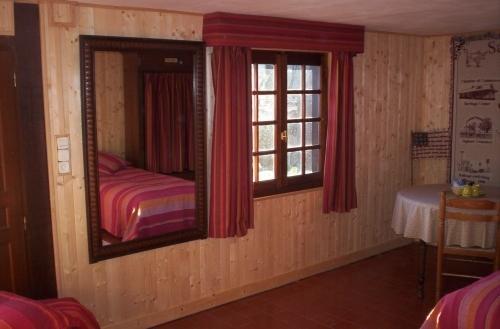 Manoir Du Val Harangt Acomodação com café da manhã Mardilly Quarto foto